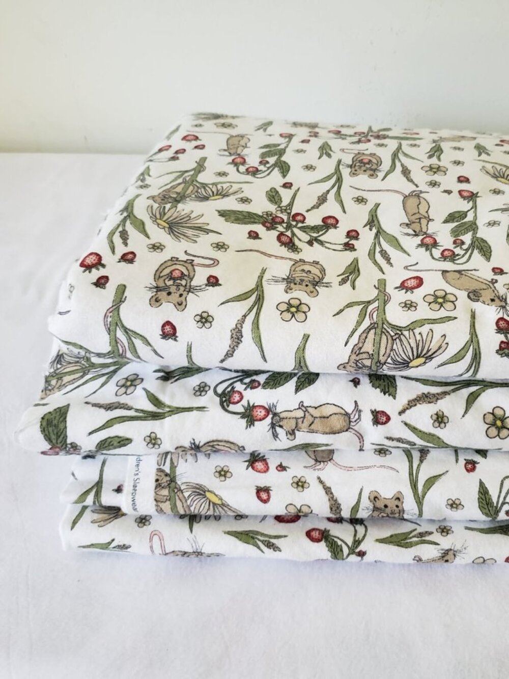 jo ann mouse garden strawberry cotton cuddle fabric 10 feet